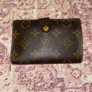 Louis Vuitton monogram Kisslock Wallet